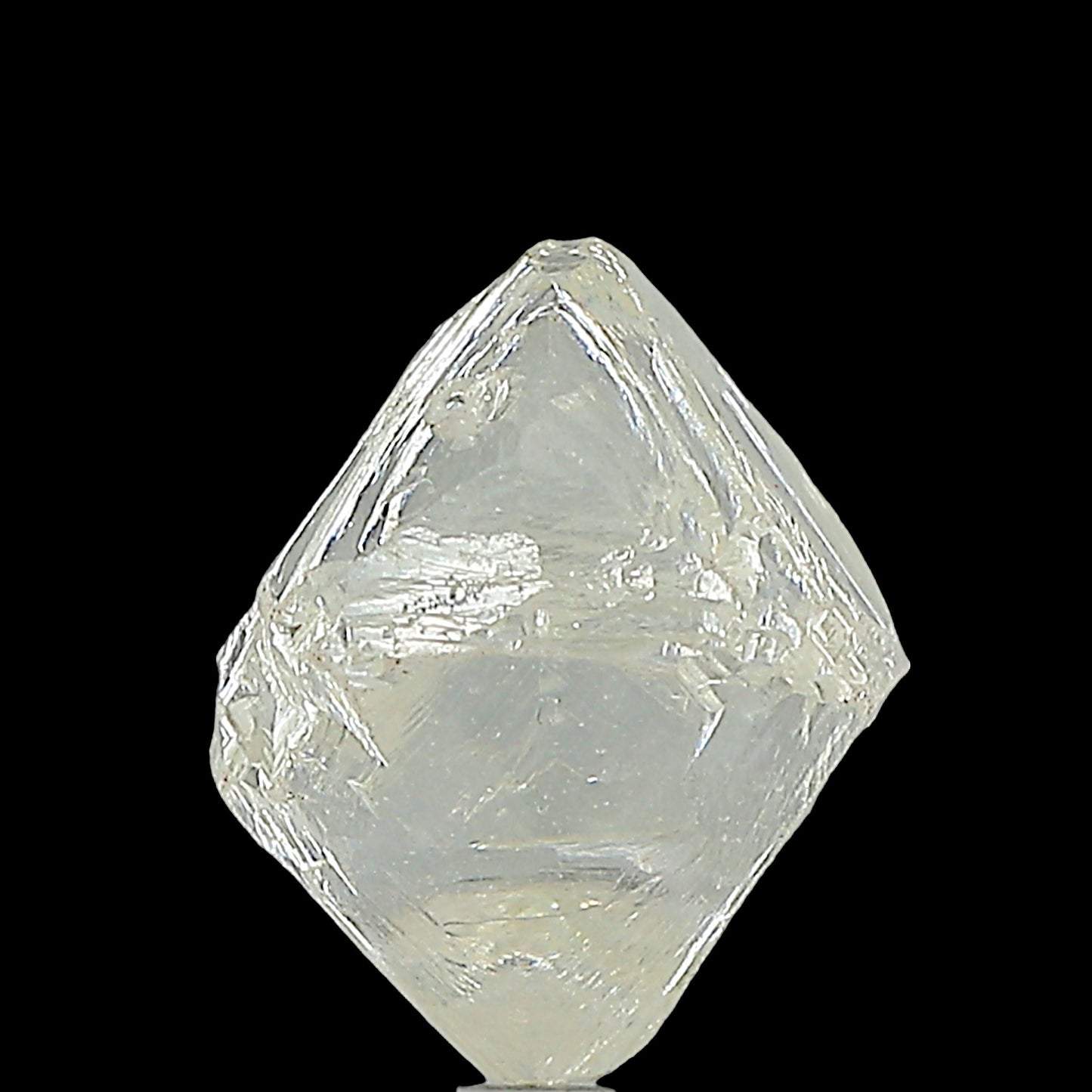 Diamant Royal Princesse F IF de 1,71 carat | Joyaux™ Genève: Héritage éternel