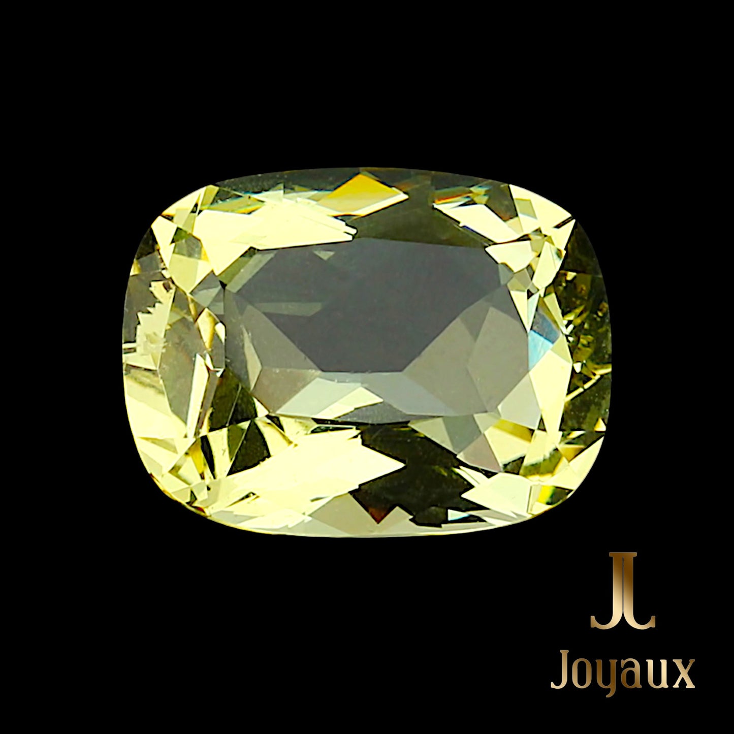 8.2 Carat Beryl Heliodor Cushion-Cut | Atelier Joyaux™ Geneva