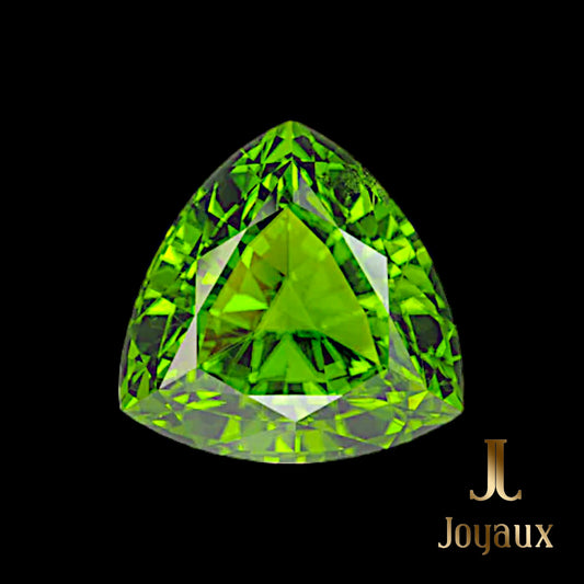 Discover the Delightful 28.49-Carat Peridot from Joyaux™ Genève, a certified, unheated gem of unmatched beauty and rarity. Available in Geneva upon request, this extraordinary gemstone offers exceptional investment potential and bespoke jewelry designs tailored to your style. Schedule your private viewing today.