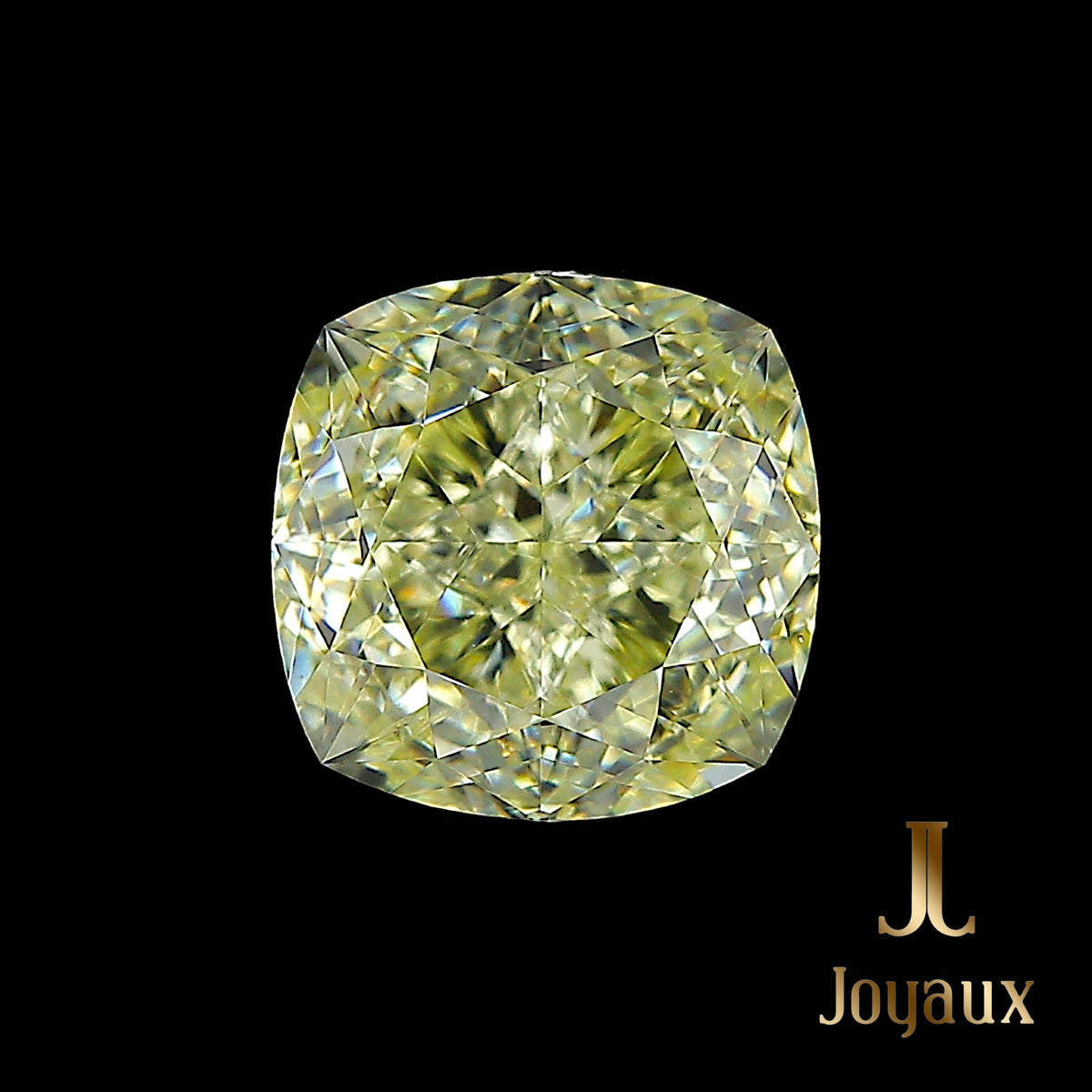 FANCY LIGHT YELLOW GREEN0.089ct VS-2 CGL 0.030 ct Fancy Yellowish 