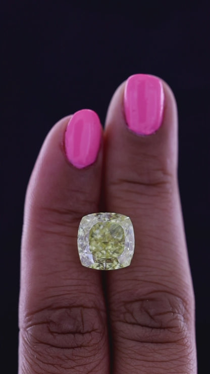 Diamant jaune fantaisie de 11,91 carats