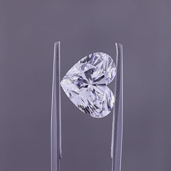 8.01 Carat Heart Brilliant Diamond | Atelier de Joyaux™ Geneva