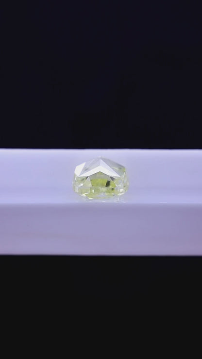 11,91 Karat Fancy-Gelb-Diamant