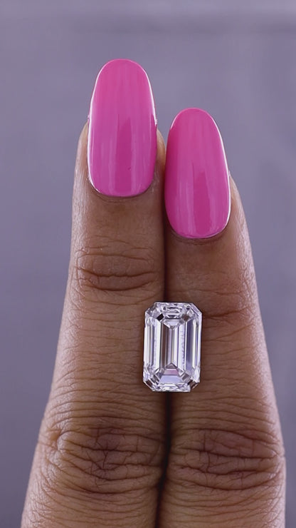 Discover the unparalleled beauty and investment potential of a flawless 5.00-carat emerald-cut diamond. Mined in South Africa and available exclusively in Geneva by special request, this GIA-certified gem diamond represents the pinnacle of rarity and perfection. Secure your personal consultation today.