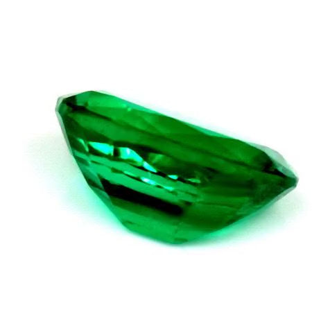 Emerald oval-cut 1.02ct