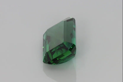 Green Tourmaline Emerald-cut 4.27 ct.