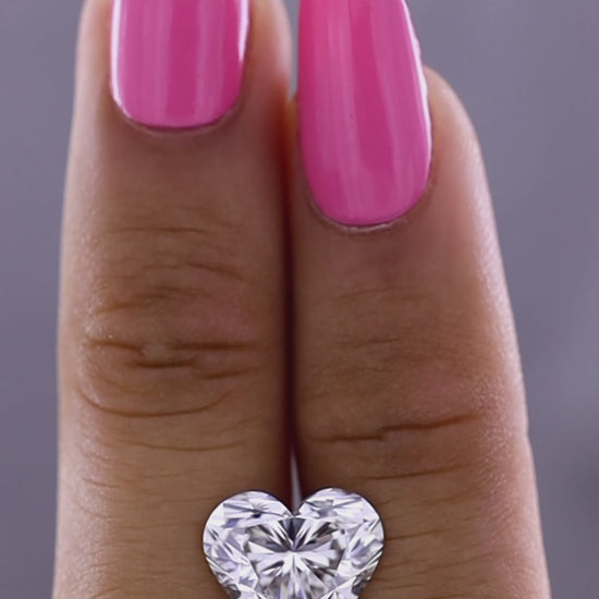 Explore the exceptional 5.01-carat Heart Brilliant diamond, a masterpiece of romance and elegance. Mined in South Africa, certified flawless, available in Geneva for long-term investment. Perfect for bespoke fine jewelry with the assurance of secure Swiss vaults and expert assistance.